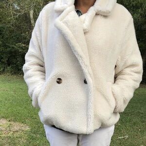 GAP Women's Cream Teddy Jacket